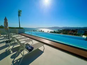 New Condo Pavilion 2BR, Infinity Pool & Jacuzzi - Image 2