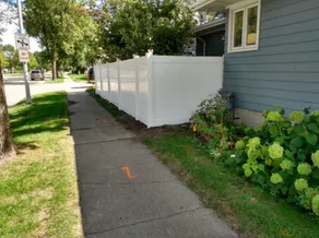 Across from the Ralph, 4 bedroom, 2 bath home. - Image 2