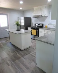 Modern Home Close to Major DFW Attractions - Image 5