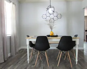 Modern Home Close to Major DFW Attractions - Image 3
