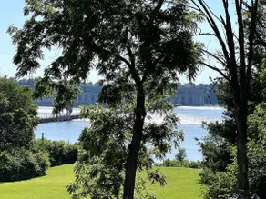 Riverview Orchard 1: Mississippi River & Dam View - Image 2