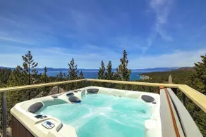 Luxury Estate | Hot Tub & Lake Views | Sleeps 8 - Image 3