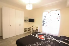 Villa Vivaldi with solarium, garden and jacuzzi - Image 4