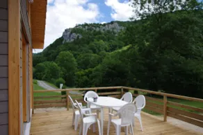 90 m2 riverfront cottage - Image 3