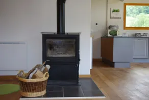 90 m2 riverfront cottage - Image 5