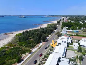 Silver Beach Penthouse - Image 5