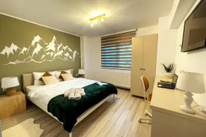 Tudor's Mountain Retreat - Image 2