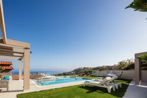 Hillside luxury villa overlooking & walking distance to Ligaria beach - Image 2