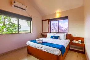 StoneMansion 7 Bedroom Villa, in Mahabaleshwar - Image 3