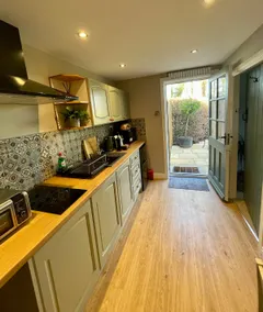 Luxury Studio Apartment- The Annexe at The Old Vic - Image 4