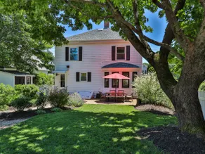 Updated Antique in Historic Downtown Plymouth - Image 2