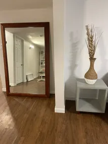Cozy, central, 2 bedroom river front suite. - Image 4