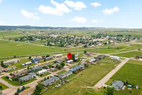 Located near Mt. Rushmore, the Black Hills, Badlands National Park & more!! - Image 2