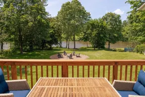 Riverfront Wellness: Sauna & Shawangunk Hiking - Image 4