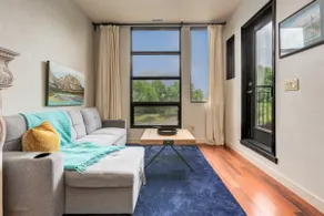 Lovely 2BR in Downtown Canmore - Image 5