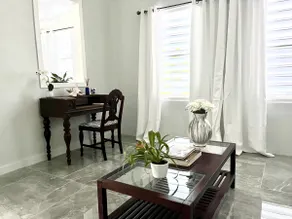 IN GOOD COMPANY-Gorgeous downtown historic cottage - Image 2