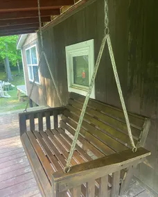 Peaceful 3-Bedroom Cabin in Spring Run - Image 3