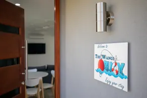 The Wangi Buoy, 1 bedroom home close to everything - Image 2