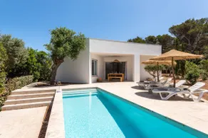 3 bedroom exclusive villa in Addaia - Image 4