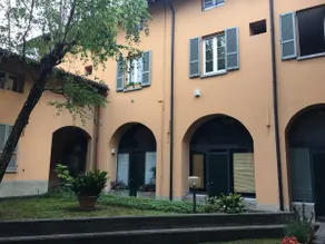 The house in the cloister between the lake and the mountains - Image 2