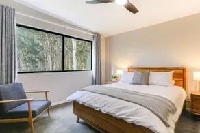 Karri Forest Vista-peaceful home with forest views - Image 3