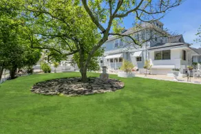3 Bedroom Beach Retreat - Image 2