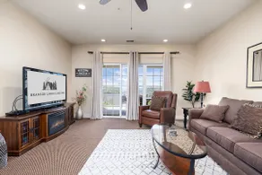 Gorgeous Large, Central Branson, Elevator, Pool! - Image 3