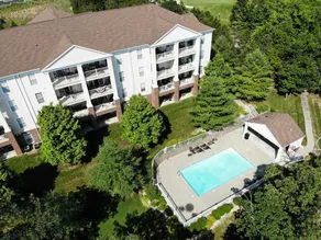 Gorgeous Large, Central Branson, Elevator, Pool! - Image 2