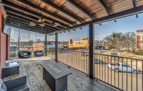 The Riff House, 2 bedroom guest suite with balcony - Image 4