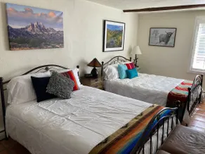 Turquoise Skies - Guest Suite - Image 2