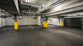 10th-floor View | Rooftop Pool | Indoor Parking - Image 4