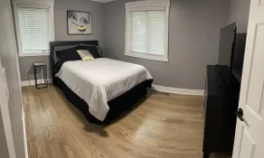 Freshly Remodeled Cozy 3 Bedroom Home - Image 5