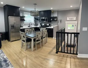 Freshly Remodeled Cozy 3 Bedroom Home - Image 2