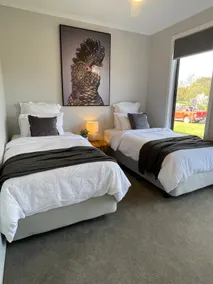 Modern home away from home - Image 5
