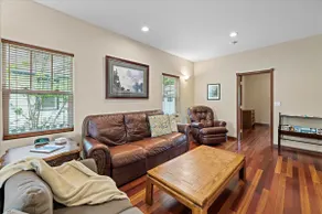 Spacious 5 Bedroom Home in Downtown Coeur D’Alene - Image 4
