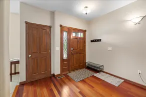 Spacious 5 Bedroom Home in Downtown Coeur D’Alene - Image 3