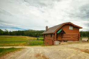 The Cabin · Rustic Log Cabin with Pasture and Mountain Views - Image 3