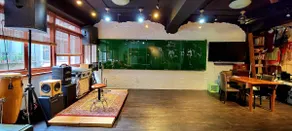 Dihua Street Art & Fashion Space, Kitchen, Bathroom (5 people) 90 sqm Art & Fashion suite - Image 2