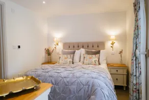Luxury Dales village retreat, quiet private lane. - Image 5