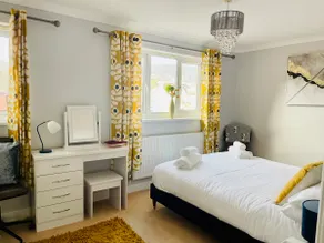 Tanglewood house Abergavenny with private parking - Image 3