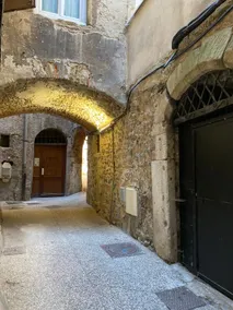 Apartment in the historic center of Vienna. - Image 5