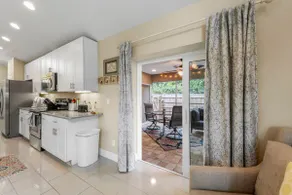 Family-Friendly Retreat Near Siesta Key+Beach Gear - Image 4