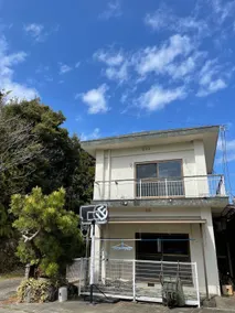 A private rental inn in front of the river, next to the sea, and at the foot of the mountains - Image 4