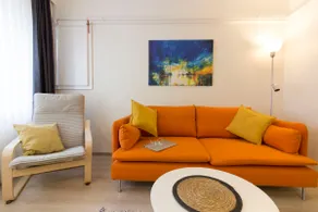 Fully Renovated 2BR Flat in Prime Location at Moda - Image 4