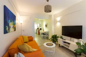 Fully Renovated 2BR Flat in Prime Location at Moda - Image 2