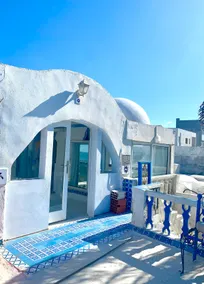 Blue Sapphire Artist home Sea view - Image 4