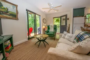 The Nest...lovely 2 bedroom apartment in the woods - Image 3
