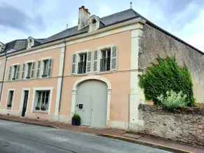 chezANIA Loire Valley village base with balcony - Image 2