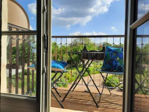 chezANIA Loire Valley village base with balcony - Image 3