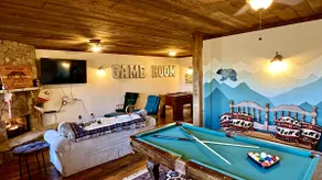 Secluded Cabin/Game Room/Hot Tub - Image 4